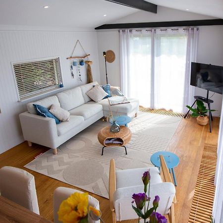 Unieke Woonboot In Harlingen Apartment Bagian luar foto