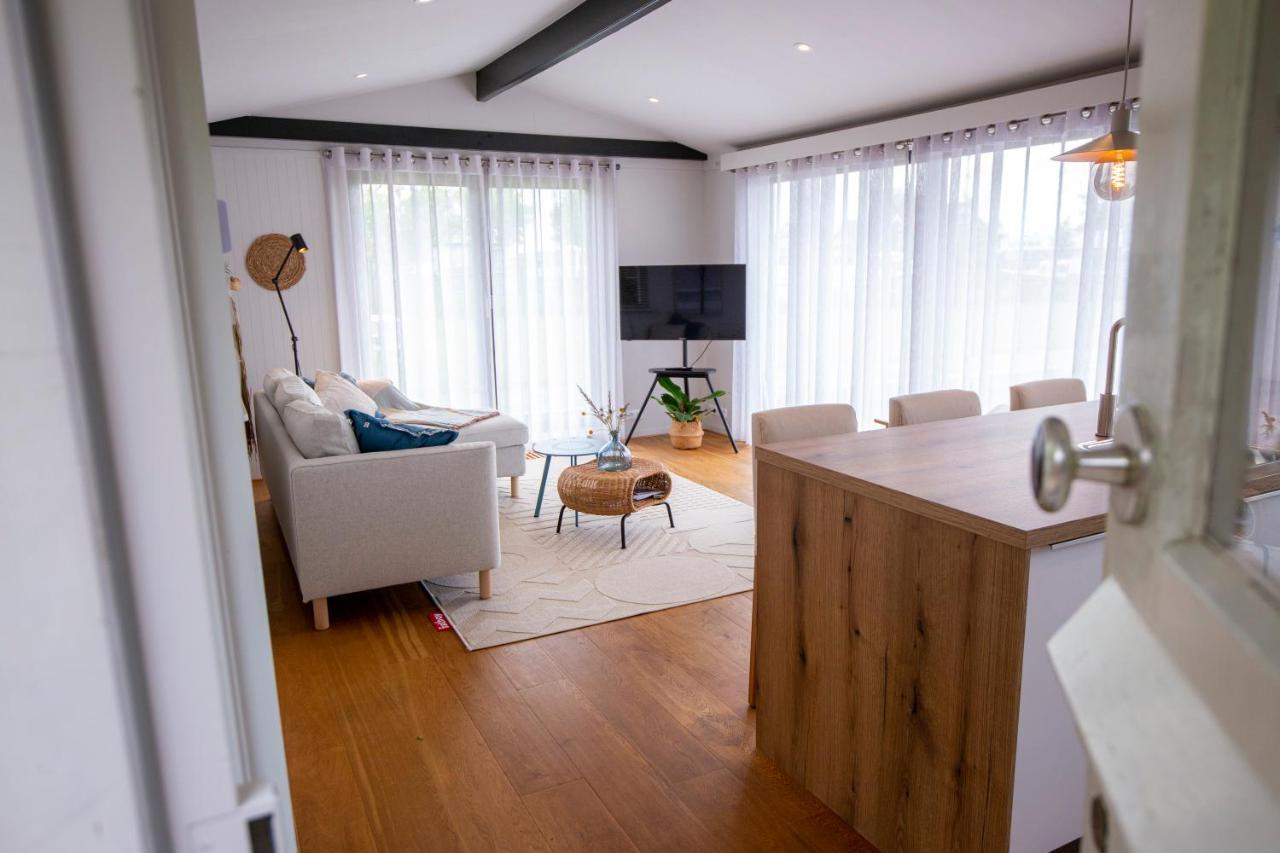 Unieke Woonboot In Harlingen Apartment Bagian luar foto